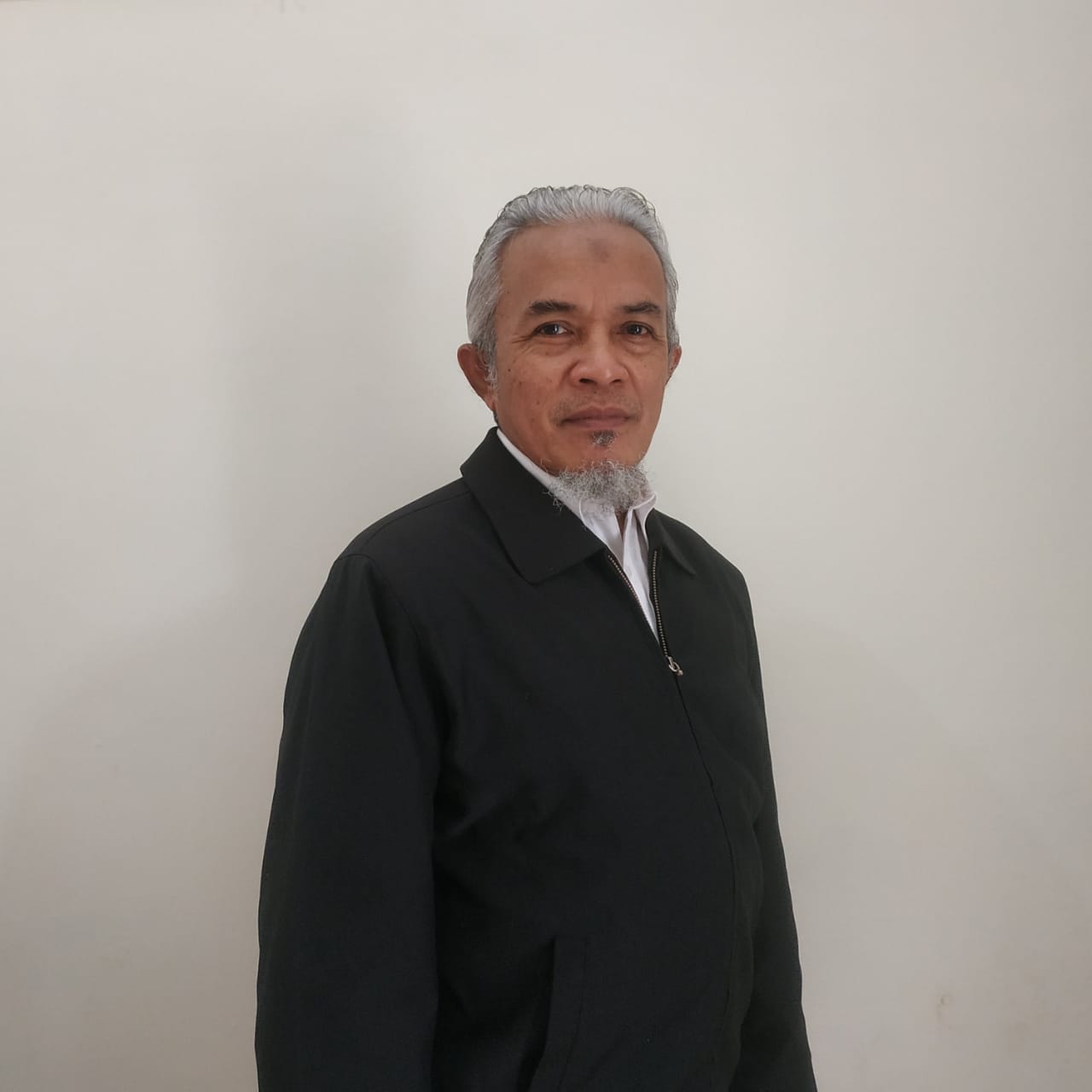 https://b.pakki.org/storage/anggota/bageur-210222040257.jpeg