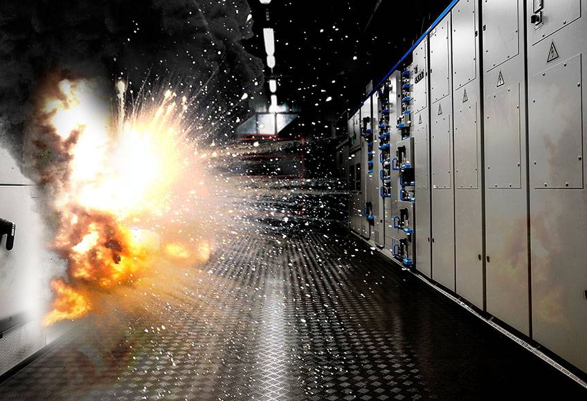 https://b.pakki.org/storage/artikel/352-arc-flash-management.jpg
